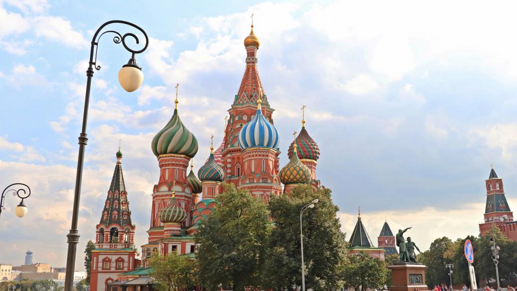 Страхът от имотен балон се засилва: Цените в Русия не спират да растат
