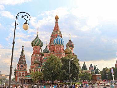 Страхът от имотен балон се засилва: Цените в Русия не спират да растат