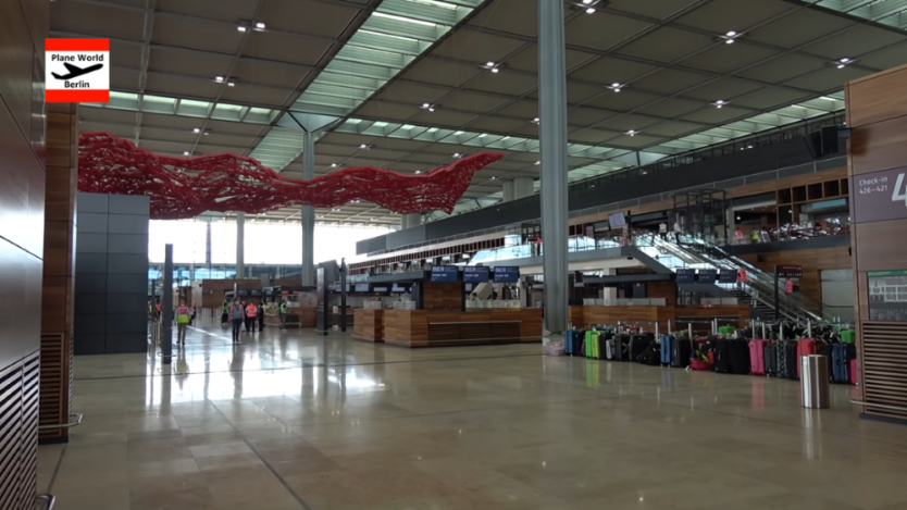 „Прокълнатото“ летище на Берлин се подготвя за откриването си (видео)