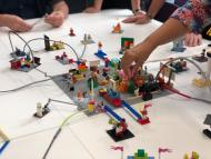 Изолацията увеличи продажбите и на Lego