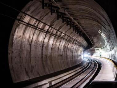 Швейцария завърши транспортния проект на века