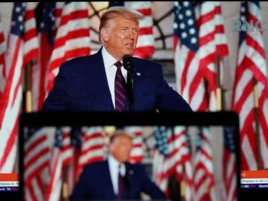 Сърбия и Косово подписаха историческо споразумение под егидата на Тръмп 