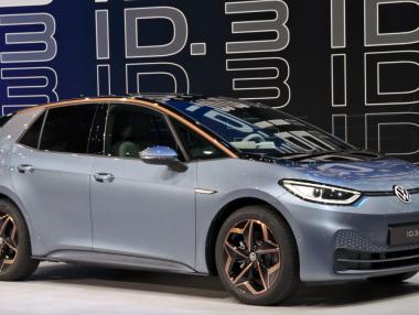 Volkswagen очаква да надмине Tesla по производство на е-коли