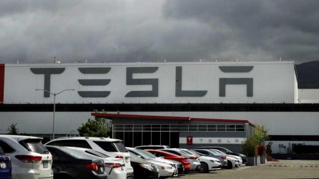 За ден Tesla загуби повече от комбинираната стойност на GM и Ford