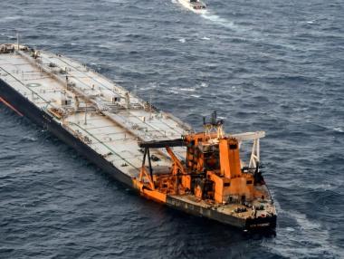 Петролът продължава да поевтинява след вчерашното потъване