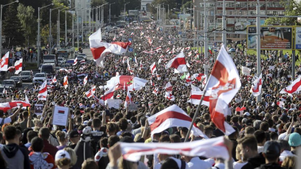 Галерия :: Снимка 4 :: Масовите  протести в Беларус продължават}