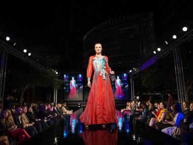 Burberry подготвя първото си онлайн модно ревю