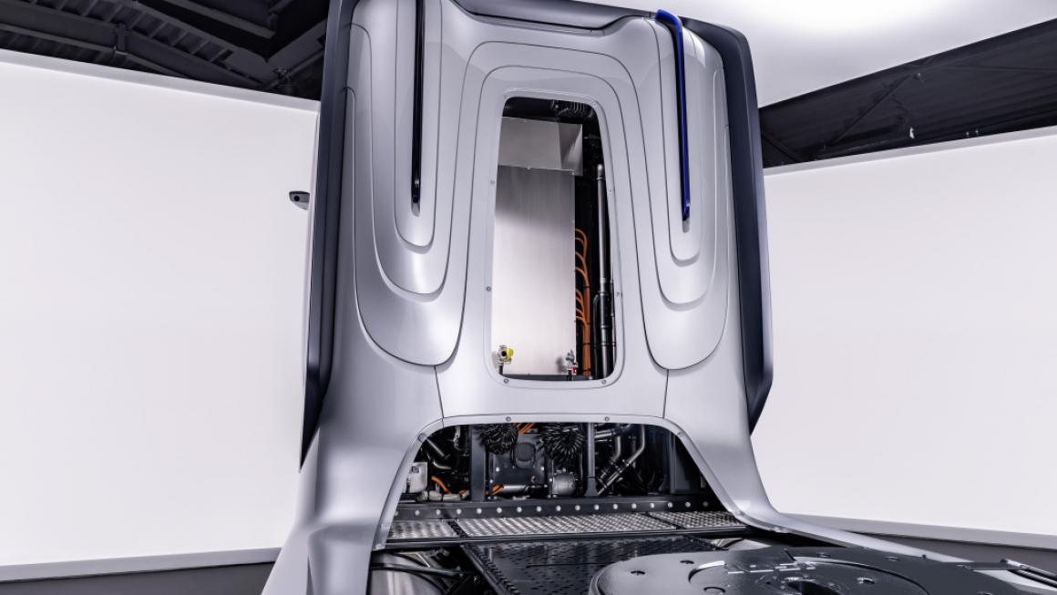 Галерия :: Снимка 3 :: Daimler Trucks показа водородния си камион (снимки)}