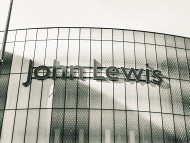 John Lewis оставя персонала без бонуси за първи път от 1953 г.