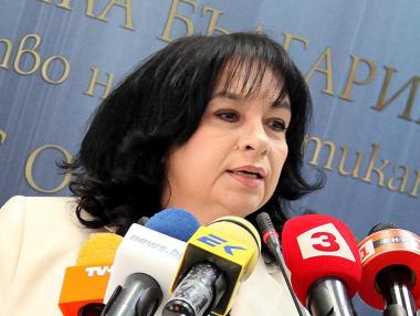 Петкова: АЕЦ „Белене“ не може да присъства в енергийната ни стратегия