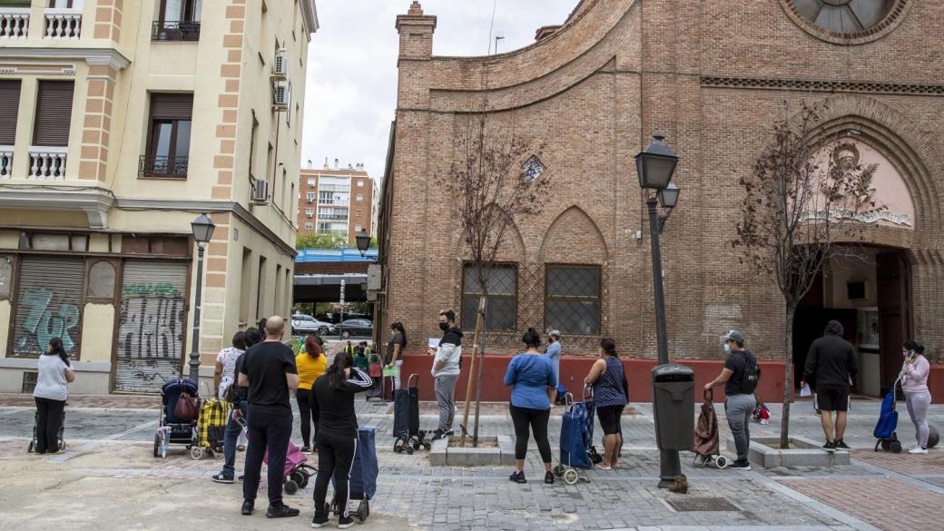 Част от Мадрид е под карантина, цели квартали са блокирани