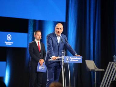 Цветанов се закани да не управлява „от джипка“ при учредяването на новата партия