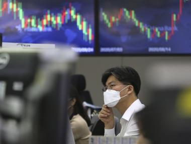 Коронастраховете бутат петрола надолу