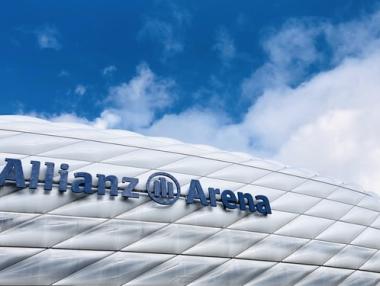 Allianz се изправя срещу стотици дела заради пазарния срив