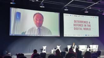 НАТО и ЕС трябва да работят рамо до рамо срещу киберзаплахите