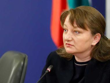 Правителството ще дава по 50 лв. на пенсионерите до изборите