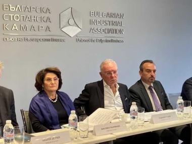 БСК предлага фирмите да бъдат освободени от данъка върху печалбата