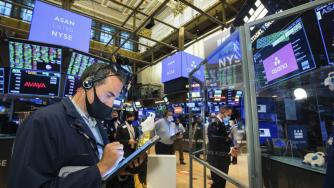 Американските акции се повишиха в очакване на нов пакет стимули