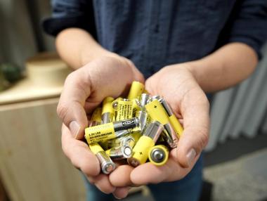 IKEA спира да продава батерии за еднократна употреба