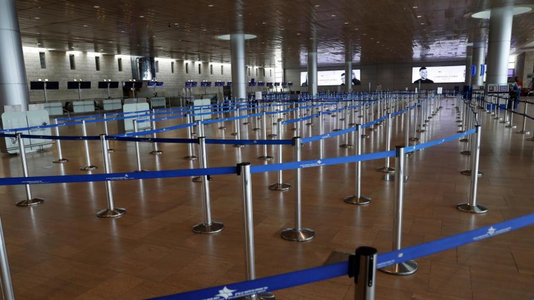 Израел частично затваря най-голямото си летище