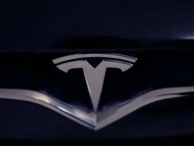 Tesla не знае какво е криза и пак изненадва Уолстрийт 