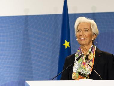 Лагард: Нова вълна от Covid-19 ще забави рестарта на икономиката