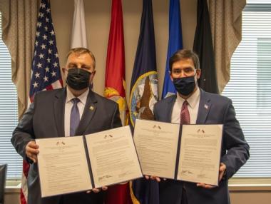 България и САЩ подписаха 10-годишно военно сътрудничество