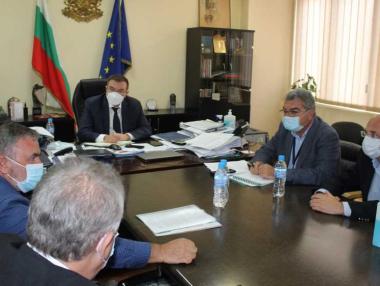 Личните лекари вече ще издават направление за PCR тест