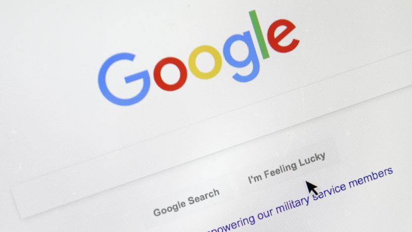 Френски съд задължи Google да преговаря с новинарските агенции