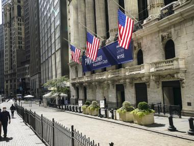 Повишения на всички пазарни фронтове