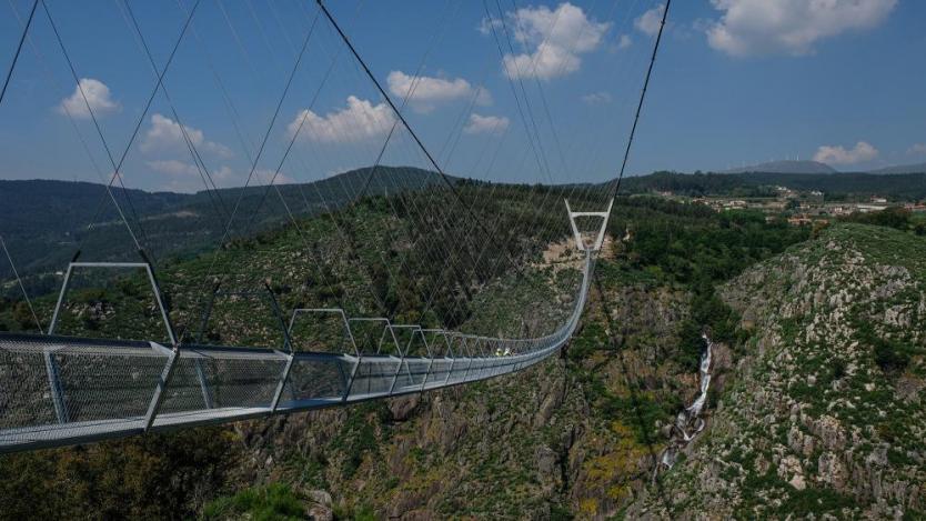 Португалия построи най-дългия въжен мост в света