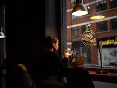 Емблематичните британски пъбове се превърнаха в офиси