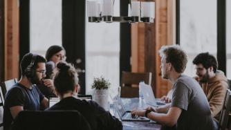 Как да поискаме повишение в работата по време на криза