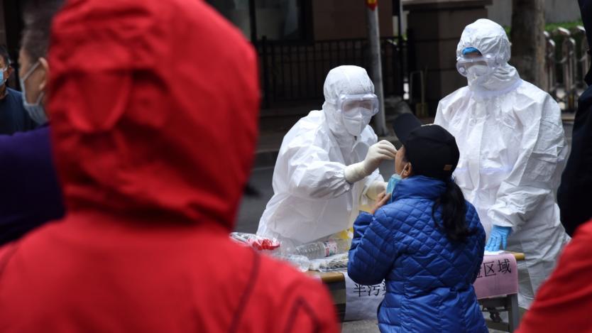 След 12 случая с коронавирус Китай ще тества цял 9-милионен град