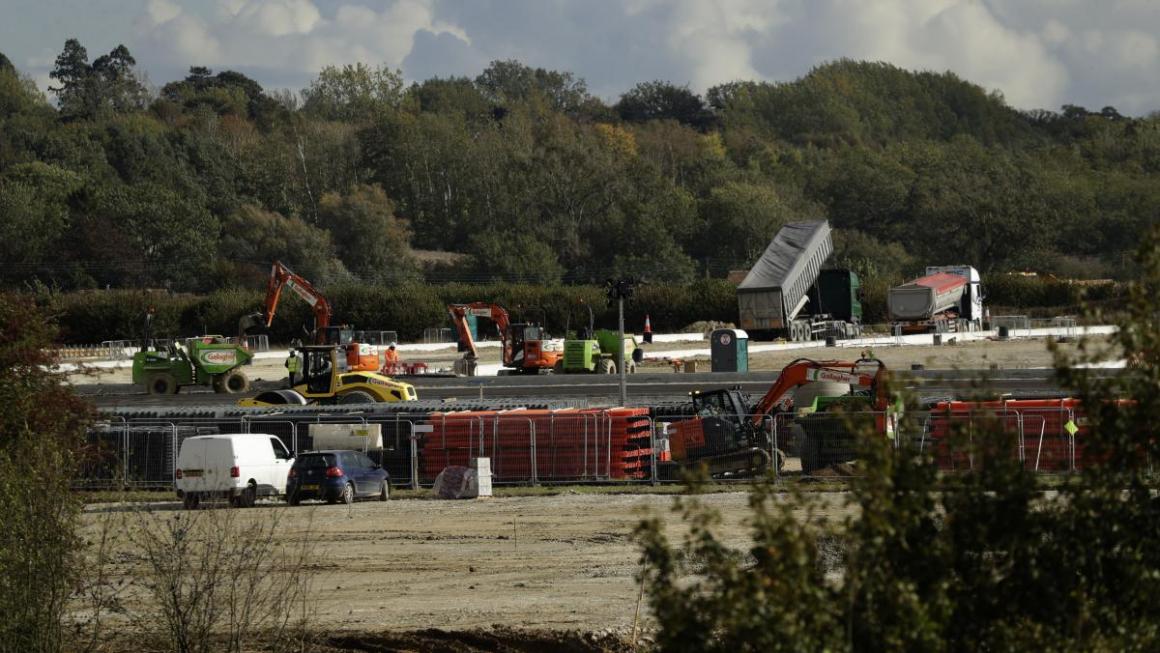 Галерия :: Снимка 3 :: Английски села се събудиха като новата граница на Brexit (снимки)}