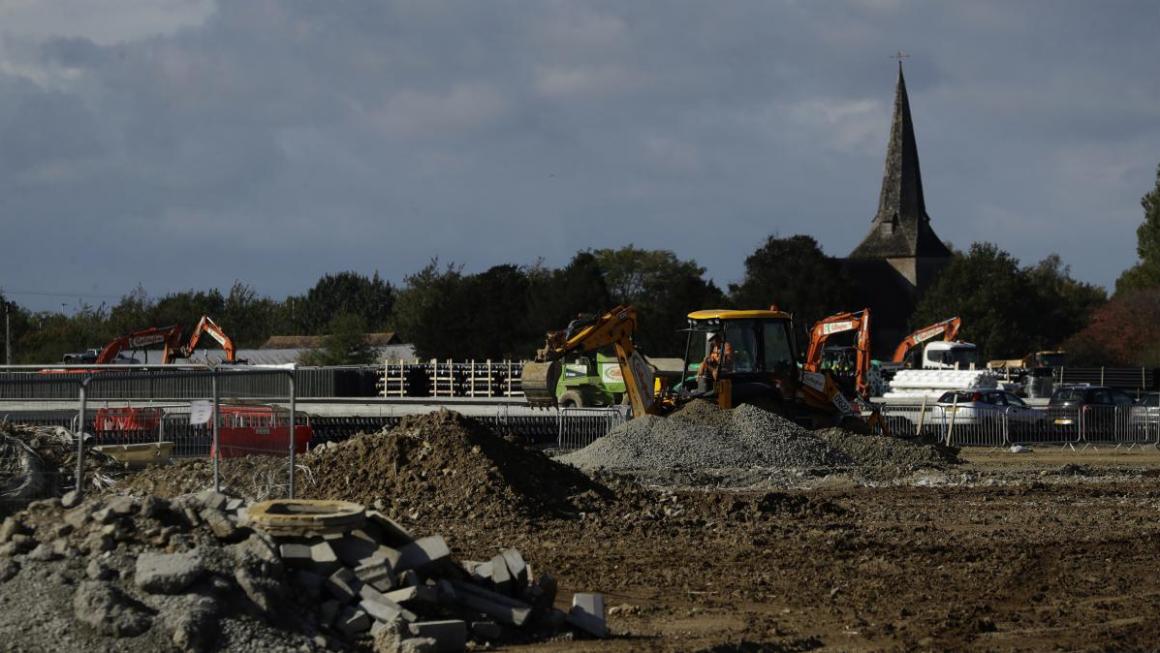 Галерия :: Снимка 0 :: Английски села се събудиха като новата граница на Brexit (снимки)}