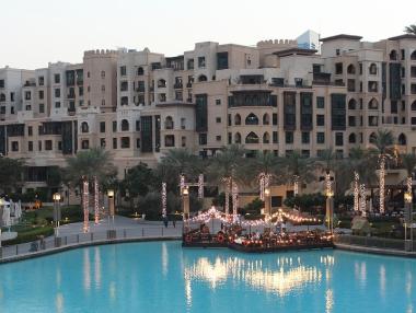 Затворените ваканционни комплекси: Арена на дългогодишна битка