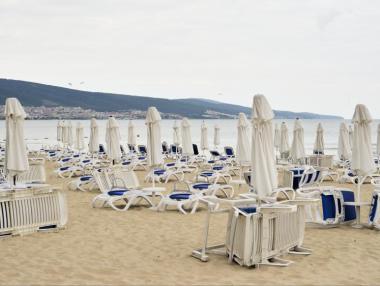 Туроператори искат 155 млн. лв. от държавата, за да връщат парите за почивки