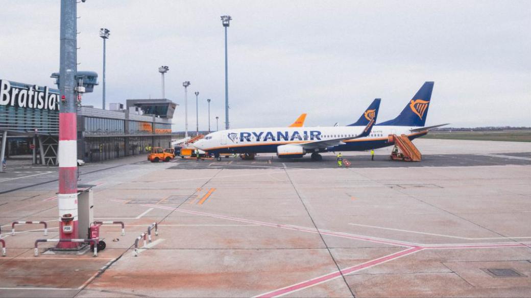 Ryanair съкращава допълнително зимното си разписание