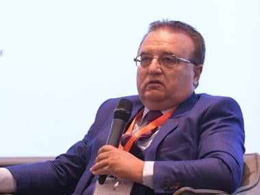 Хотелиерите обвиниха здравния министър, че доубива туризма с изказванията си