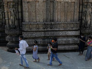 Индия въвежда електронна здравна карта