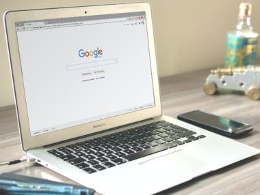  Франция и Нидерландия скачат срещу монопола на технологичните гиганти