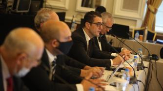 Липсата на визия доведе енергетиката ни до „бърнаут“