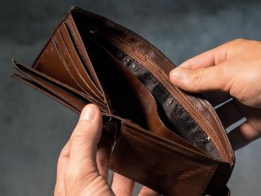 Поредният провал на българската администрация – борбата с бедността