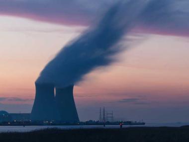 Полша купува ядрена технология от САЩ за поне $18 млрд.