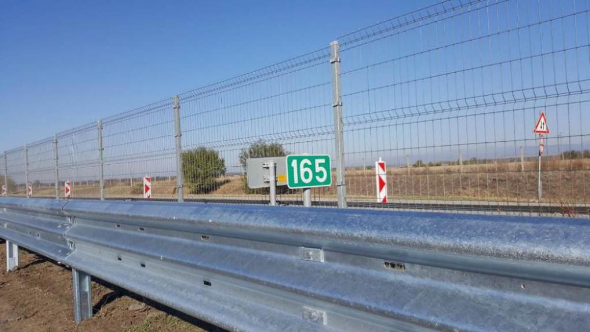 Галерия :: Снимка 6 :: До 10 дниАПИ обеща: приключва ремонтът на 12 км от „Тракия“ преди Чирпан}