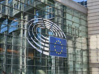 Огромен интерес при първата емисия облигации на ЕК по SURE