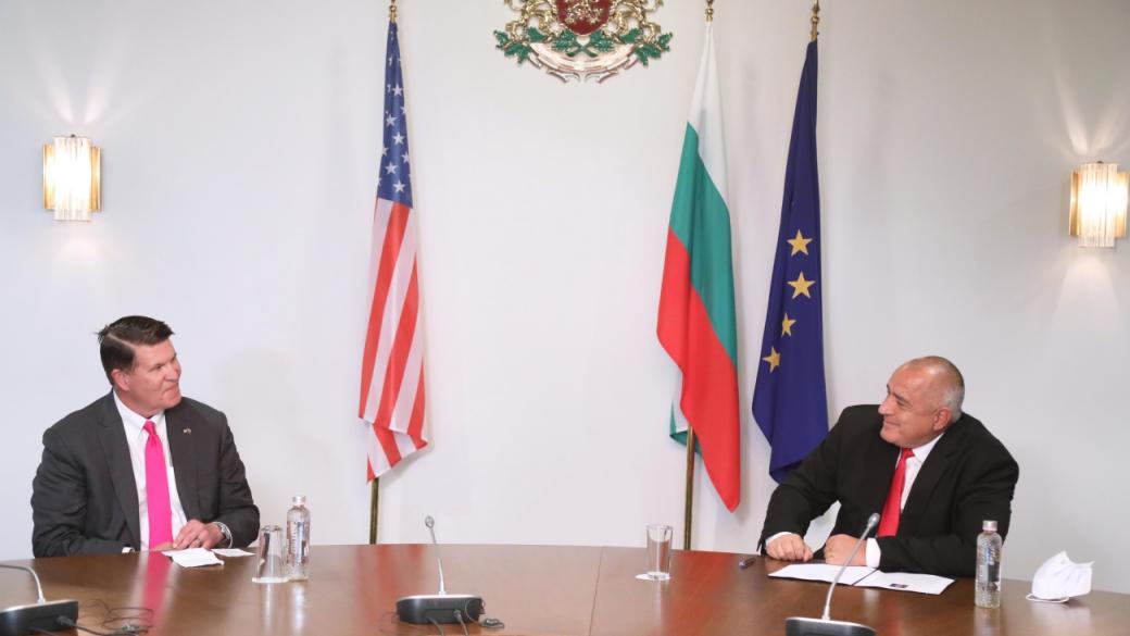 Застига ли 5G натискът на САЩ и България?