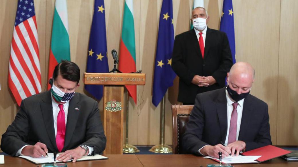 България и САЩ подписаха декларация за разбирателство в областта на 5G мрежите