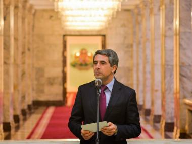 Плевнелиев иска да регистрира работодателска организация, без да има право